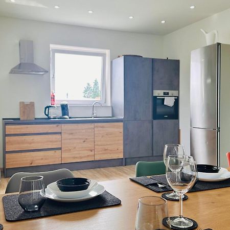 Amao-Obsidian I 120Qm I Elegantes Business- & Familienapartment I 3 Schlafzimmer I Kingsize Betten Шванау Экстерьер фото