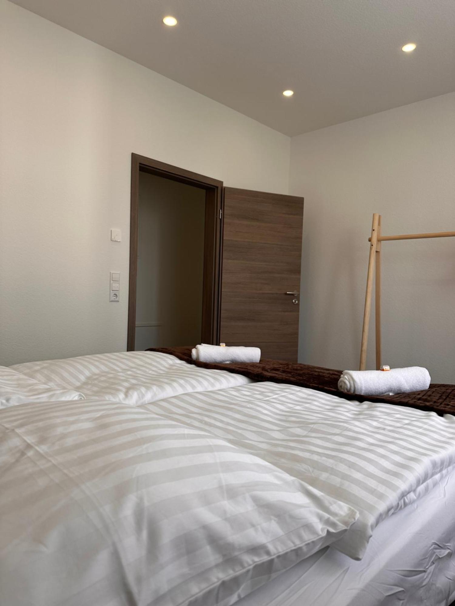 Amao-Obsidian I 120Qm I Elegantes Business- & Familienapartment I 3 Schlafzimmer I Kingsize Betten Шванау Экстерьер фото